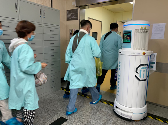 消毒機(jī)器人