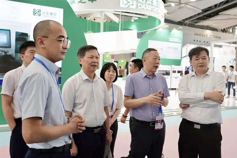 醫院物流機器人